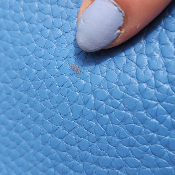 Dooney & Bourke Blue Pebbled Leather Shoulder Bag - Picture 16 of 17